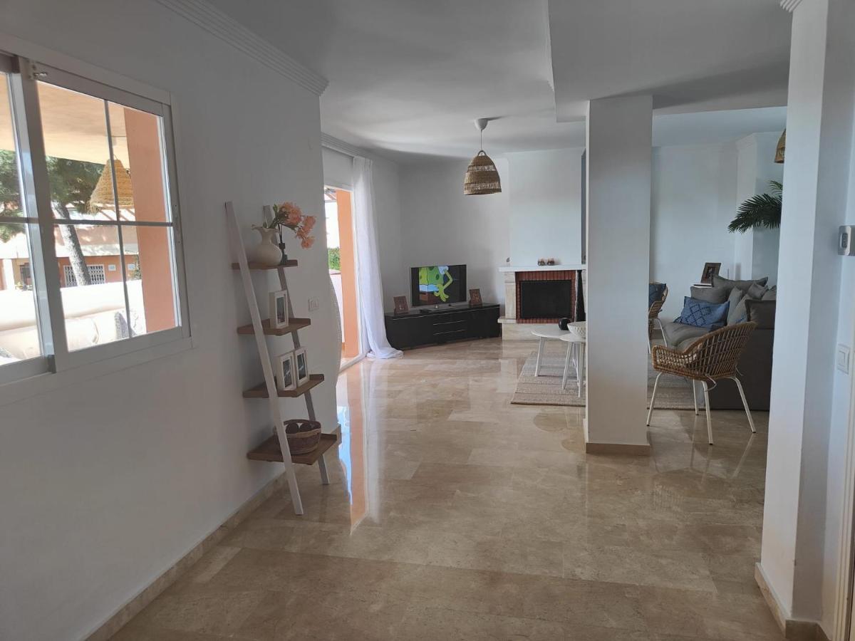 Center Beach 2 Beds Appartement Elviria Марбелья Экстерьер фото