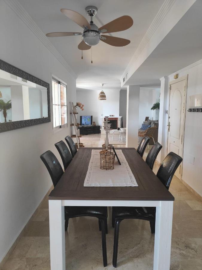 Center Beach 2 Beds Appartement Elviria Марбелья Экстерьер фото
