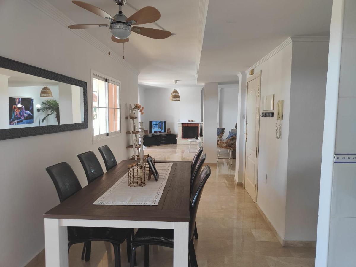 Center Beach 2 Beds Appartement Elviria Марбелья Экстерьер фото